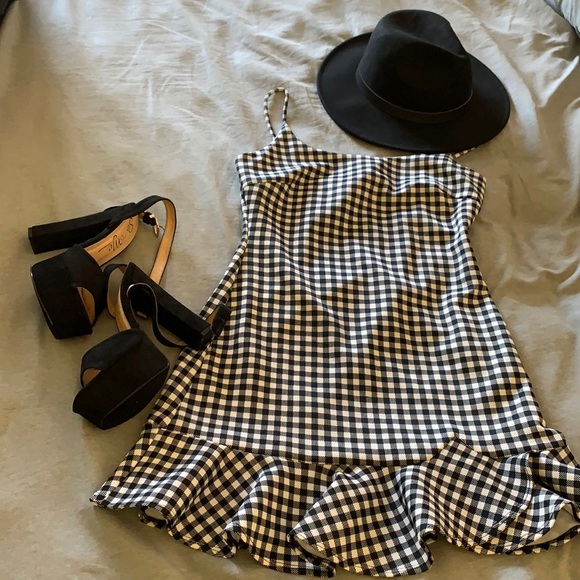 Dresses & Skirts - Strapless summer dress L preowned